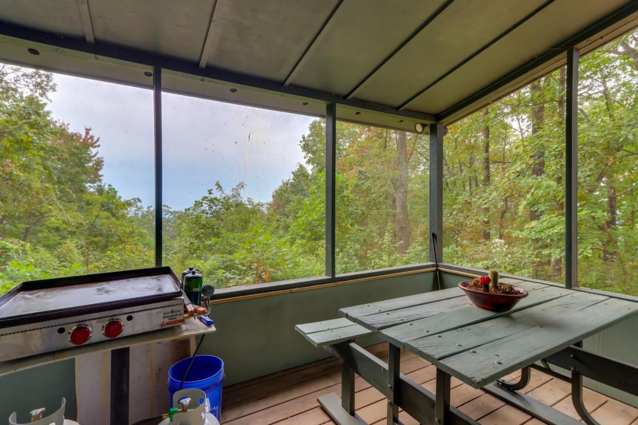 Mountaintop Ellijay Cabin With Private Hot Tub Exteriör bild